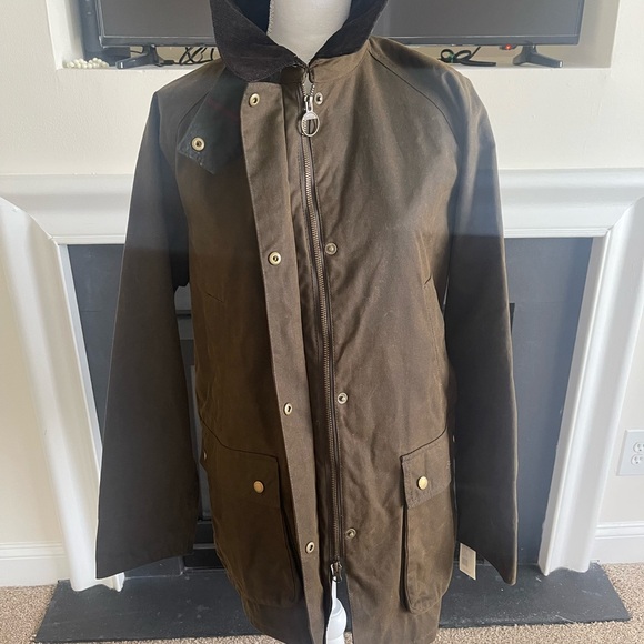 NWT Barbour Women's Acorn Waxed Jacket - Picture 4 of 11